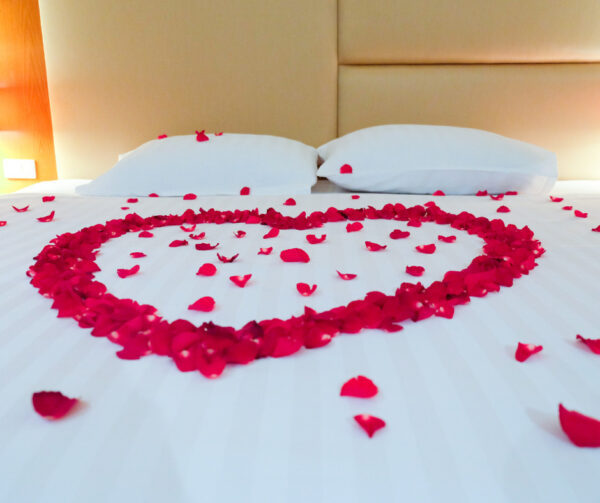 Décoration romantique du lit