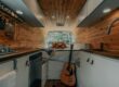 Van life interieur d'un van aménagé